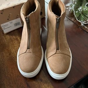 Women’s 91/2 Low rise Boots